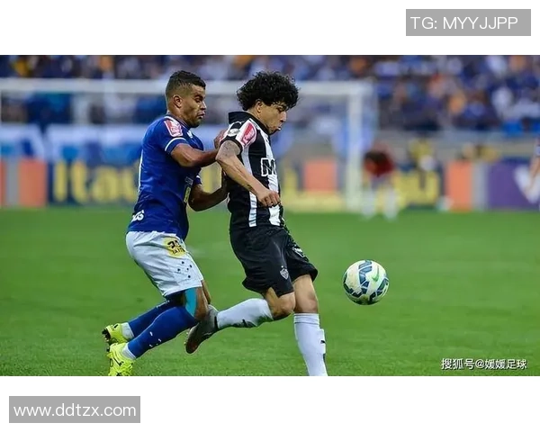 科林蒂安与独立的激烈对决揭示足球战术与团队精神的完美结合